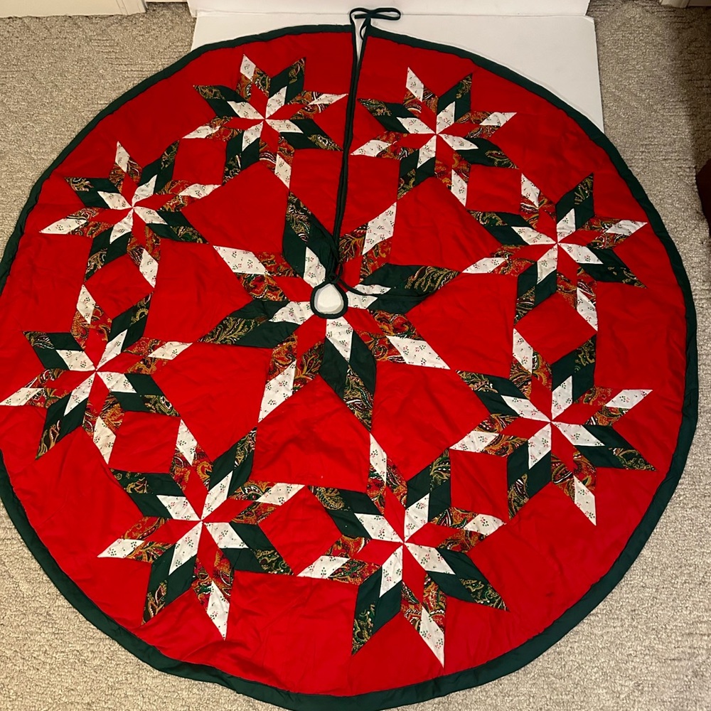 Vintage Handmade Quilted Star Primitive Country Christmas Tree Skirt